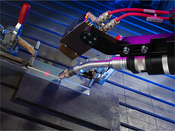 Laser Seam Tracking - TH6D